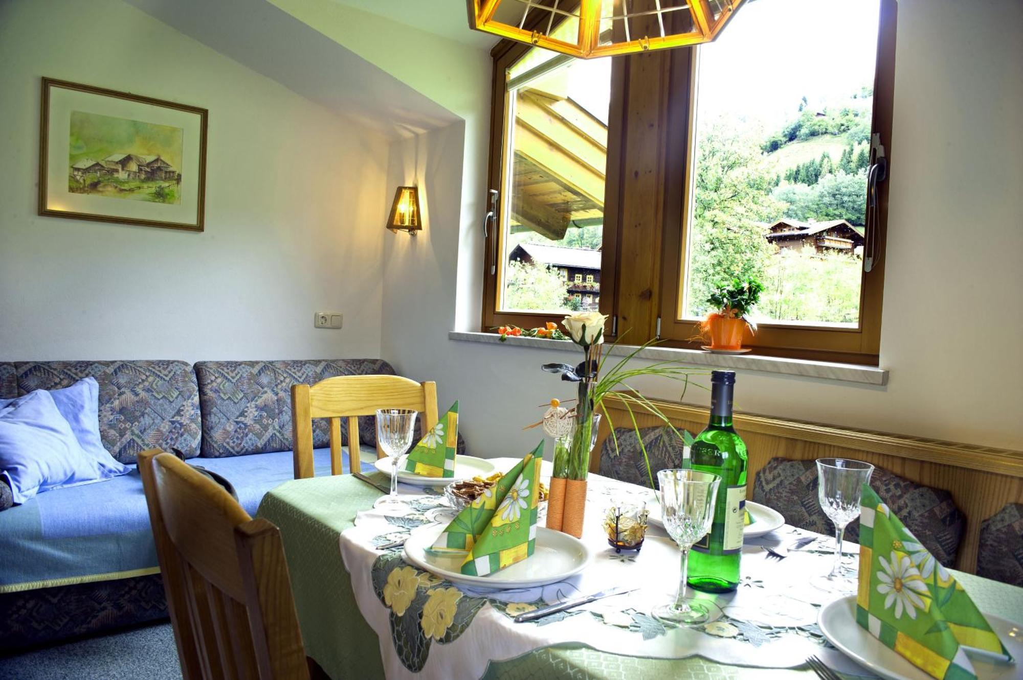 דורפגשטיין Gaestehaus Alpina מראה חיצוני תמונה